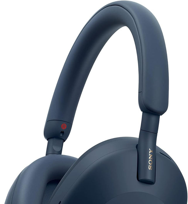 Sony WH 1000XM5 Noise Cancelling Wireless Headphones 30 hours battery life Over ear style Optimised for Alexa and the Google Assistant with built in mic, Midnight Blue, UAE Version - 1-Year warranty