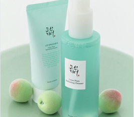 Green Plum Refreshing Cleanser